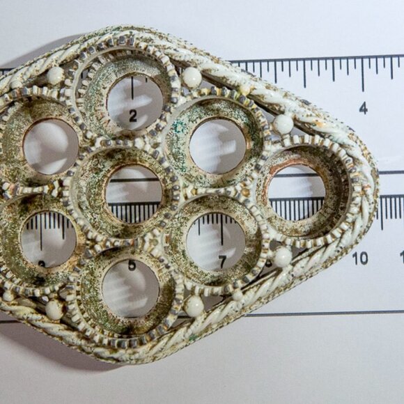 Vintage Florenza Lipstick Holder French White Enamel w/ Gold Ormolu BASK… - Picture 3 of 11
